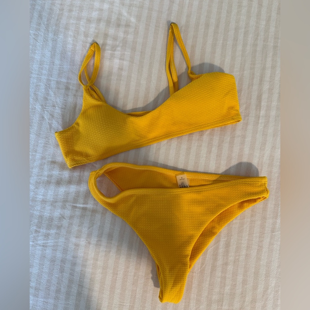 Bathing suit